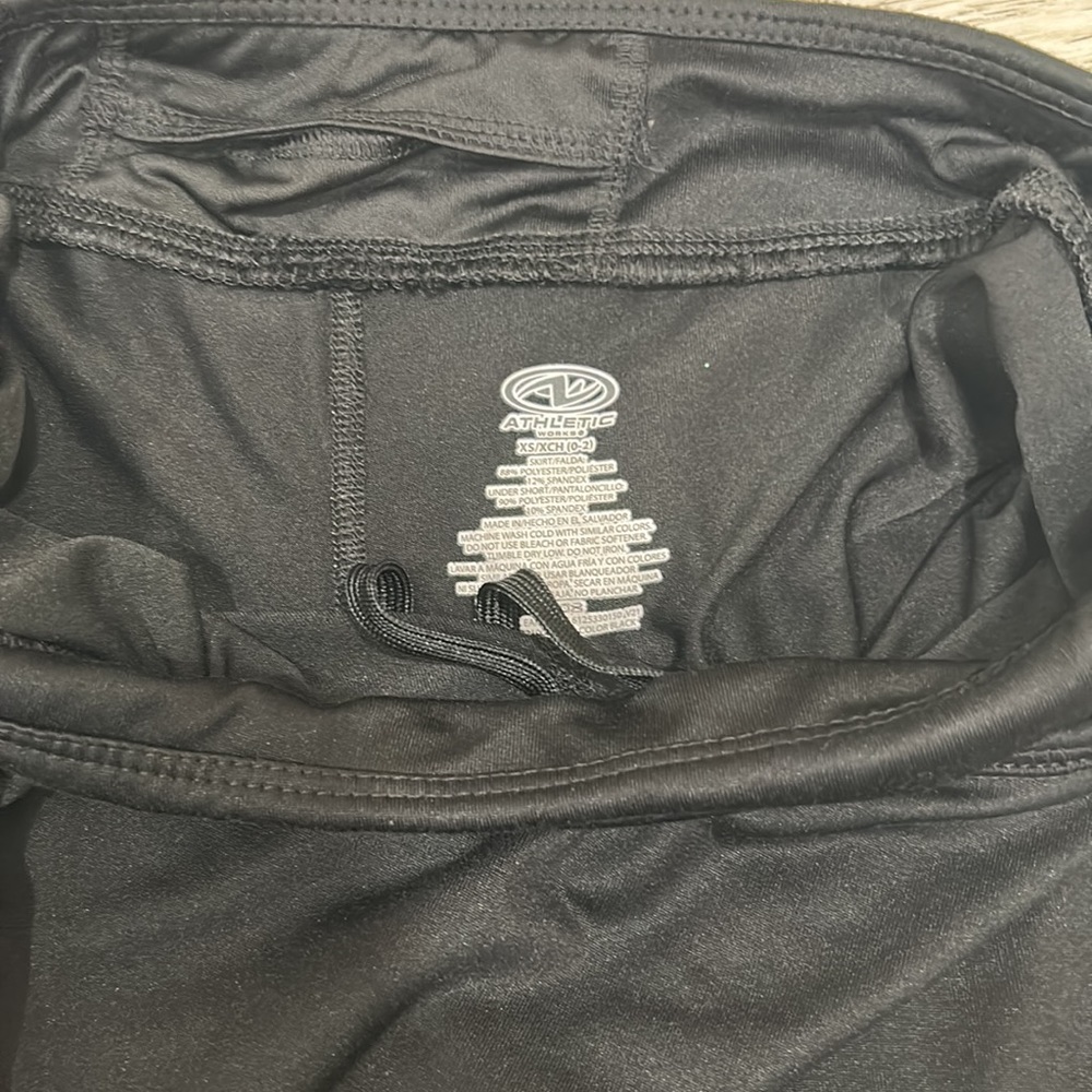 Athletic skirt - Picture 2 of 3